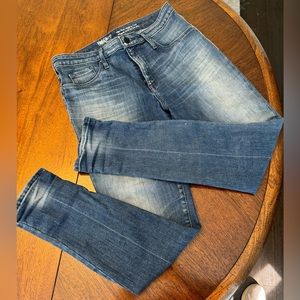Mossimo size 8 jeans